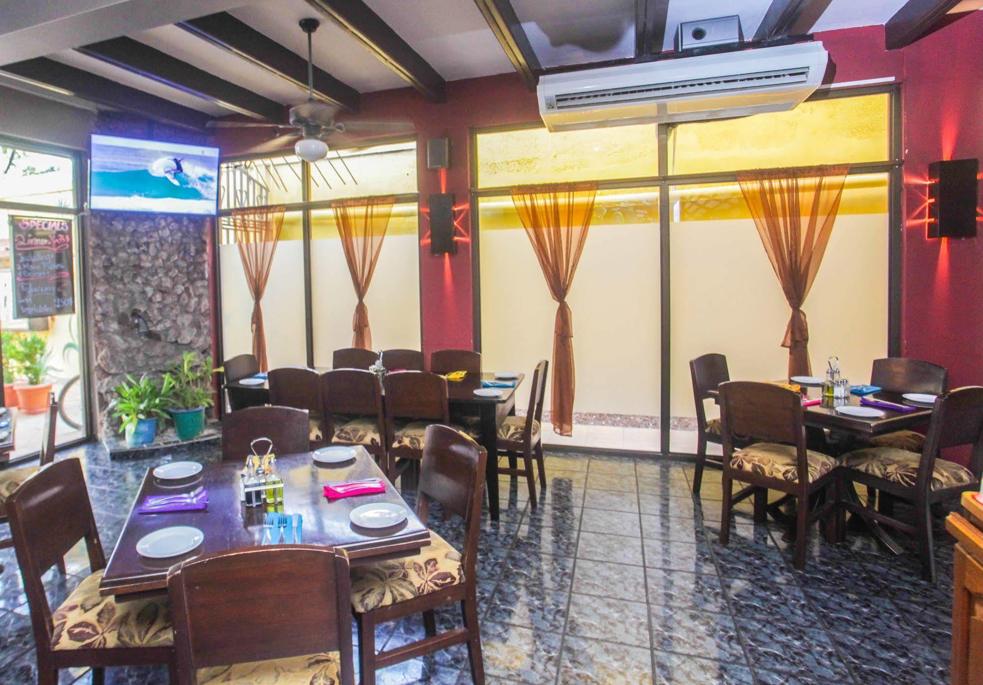 Hotel Poseidon Jaco Ngoại thất bức ảnh