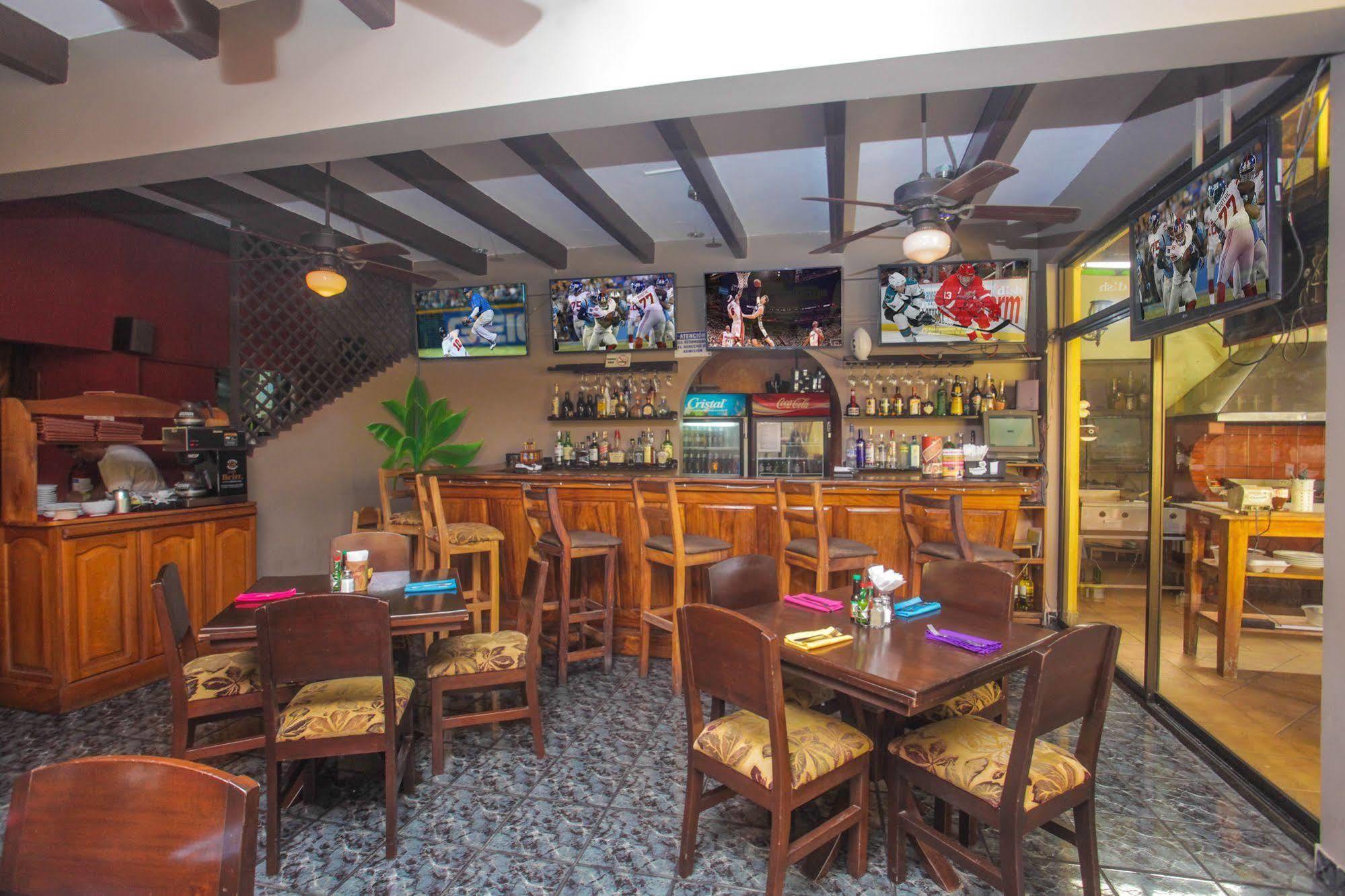 Hotel Poseidon Jaco Ngoại thất bức ảnh