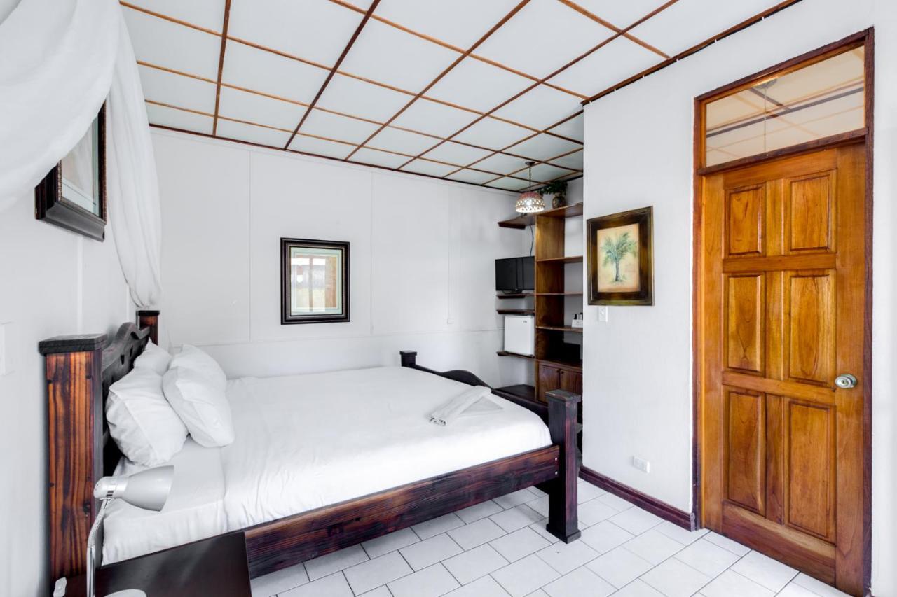 Hotel Poseidon Jaco Ngoại thất bức ảnh