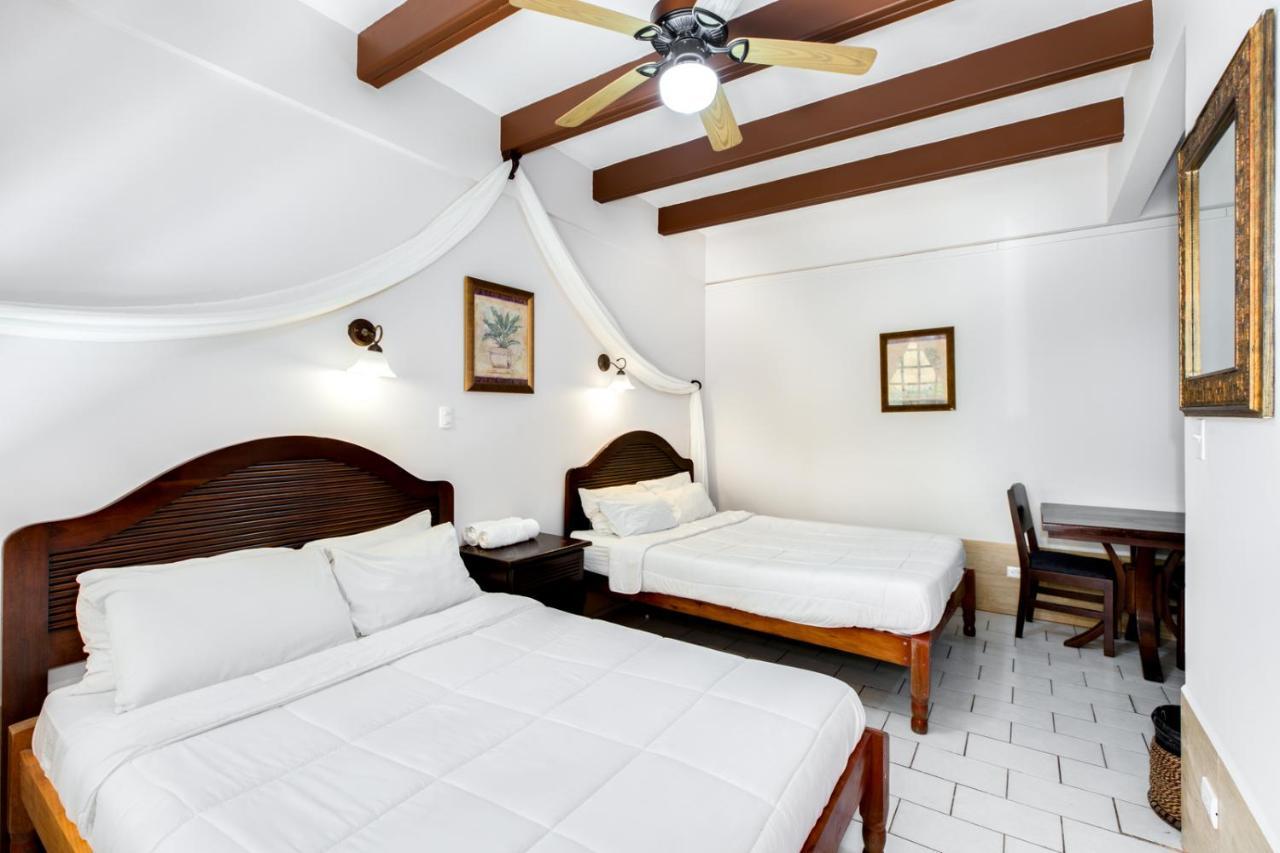 Hotel Poseidon Jaco Ngoại thất bức ảnh